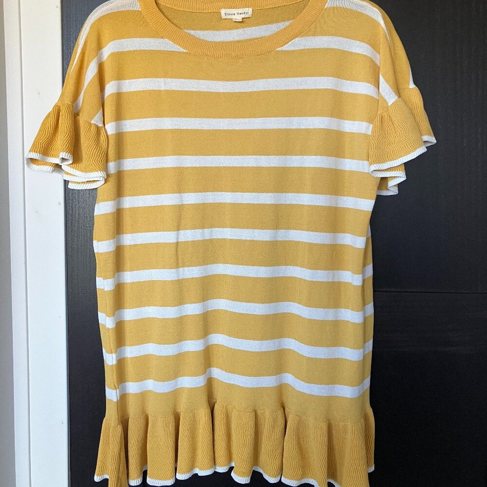 stevie hender yellow striped top